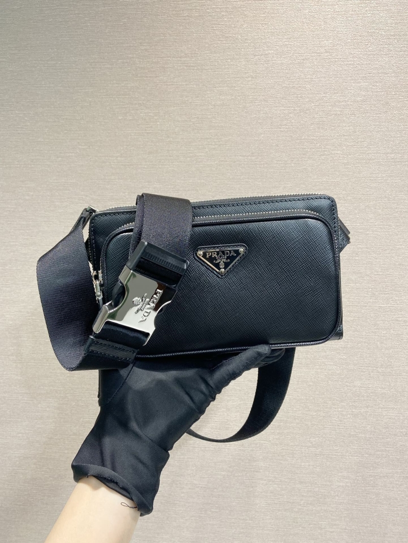 Pra*a waist chest packs